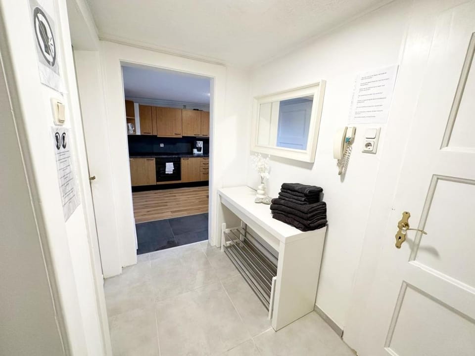 Property building, Photo of the whole room