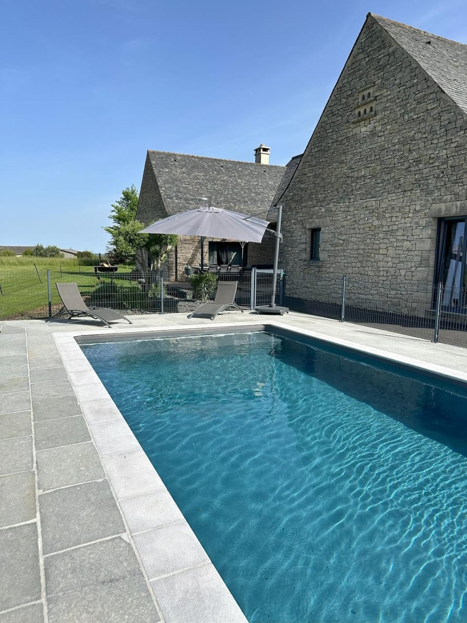 Patio, Day, Pool view, Swimming pool, sunbed