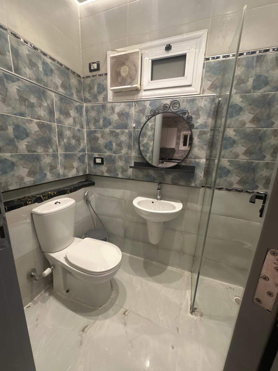 شقة مفروشه للايجار الشيخ زايد الحي السابع Apartment in Egypt