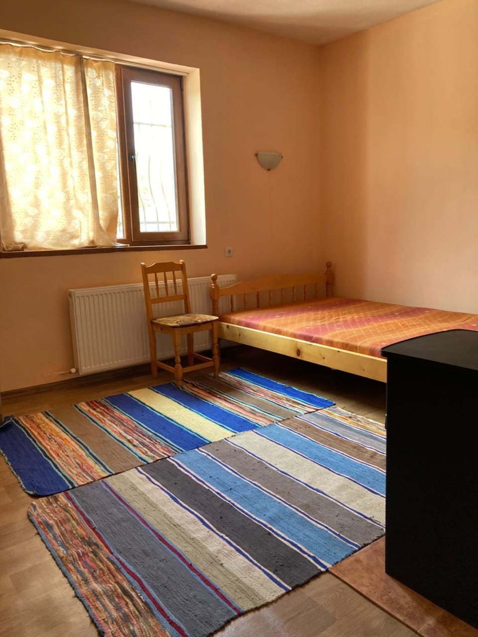 Диковата къща House in Bulgaria
