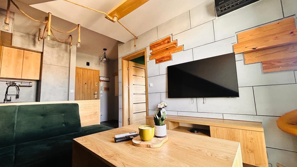 Communal lounge/ TV room, TV and multimedia, Kitchen or kitchenette, Evening entertainment