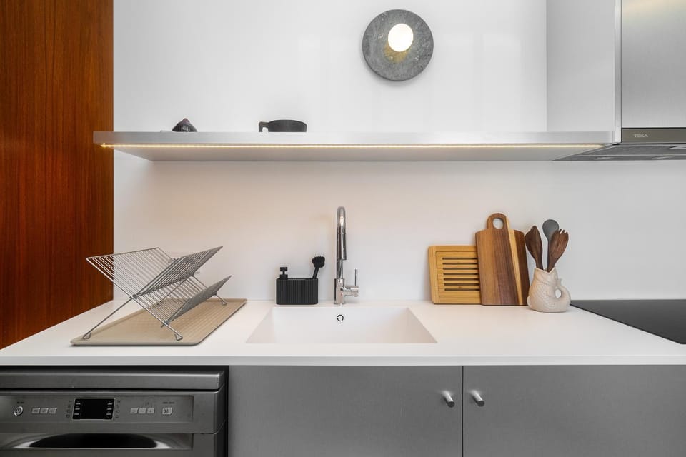 Kitchen or kitchenette
