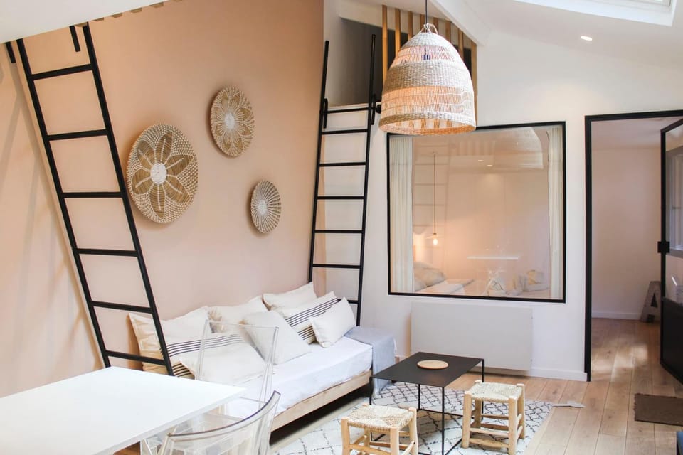 Charming house in Montreuil with terrace House in Vincennes