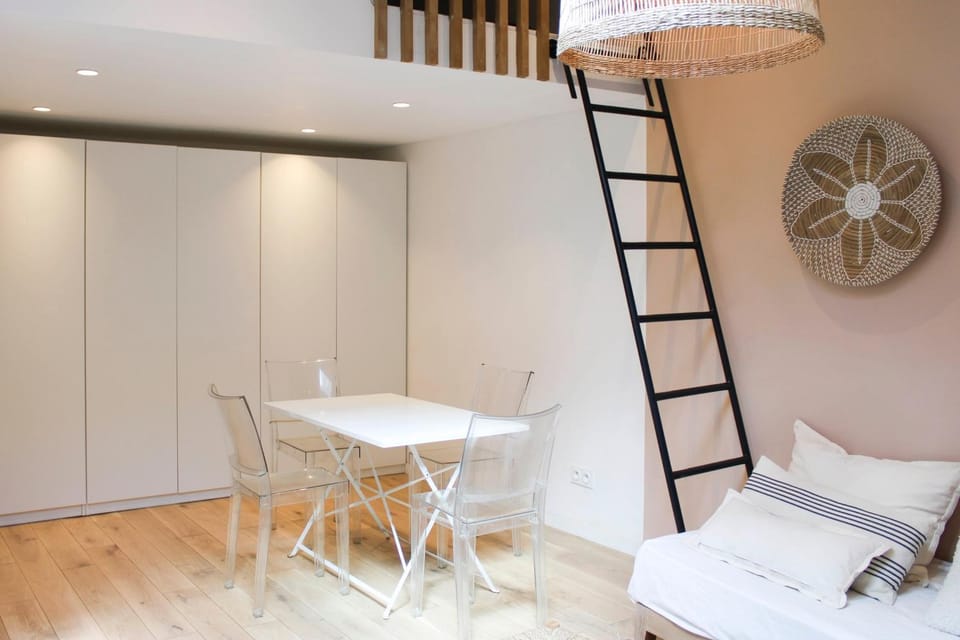 Charming house in Montreuil with terrace House in Vincennes