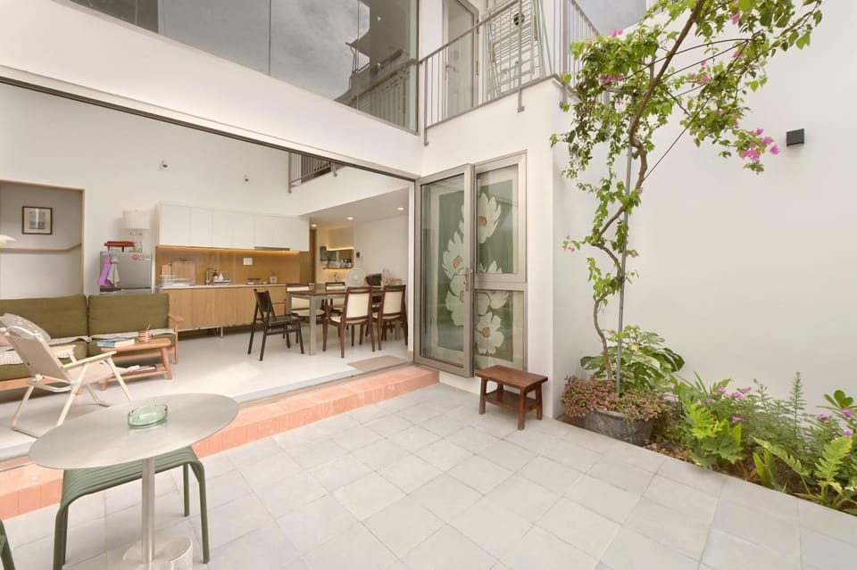 Inner courtyard view
