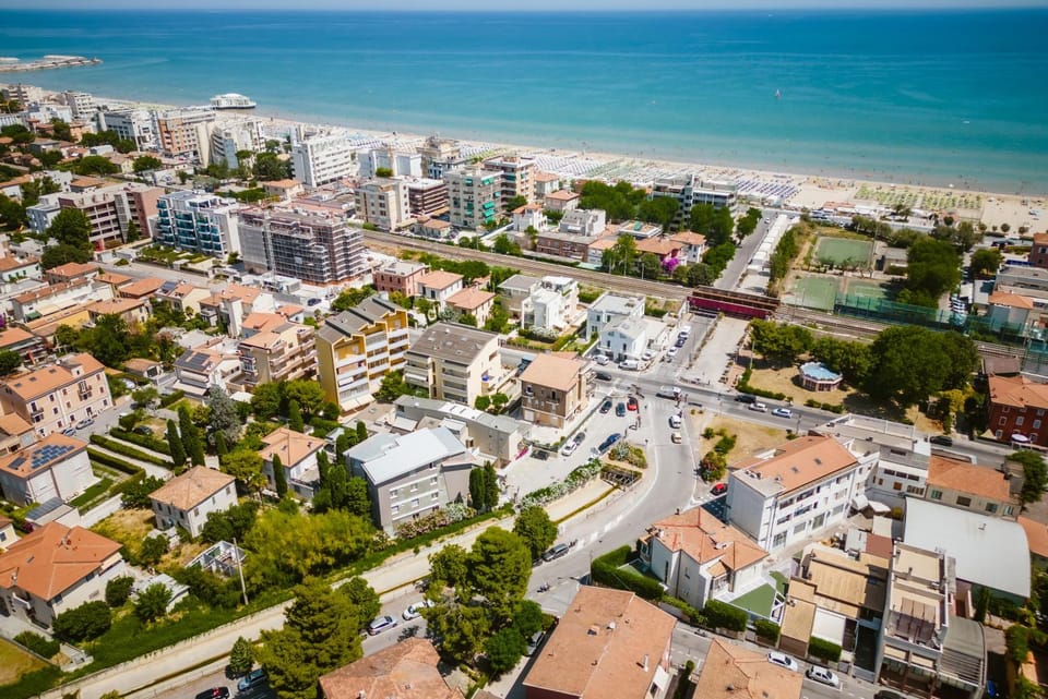 Property building, Natural landscape, Bird's eye view, Summer, View (from property/room), On site, City view, Landmark view, Sea view, Street view