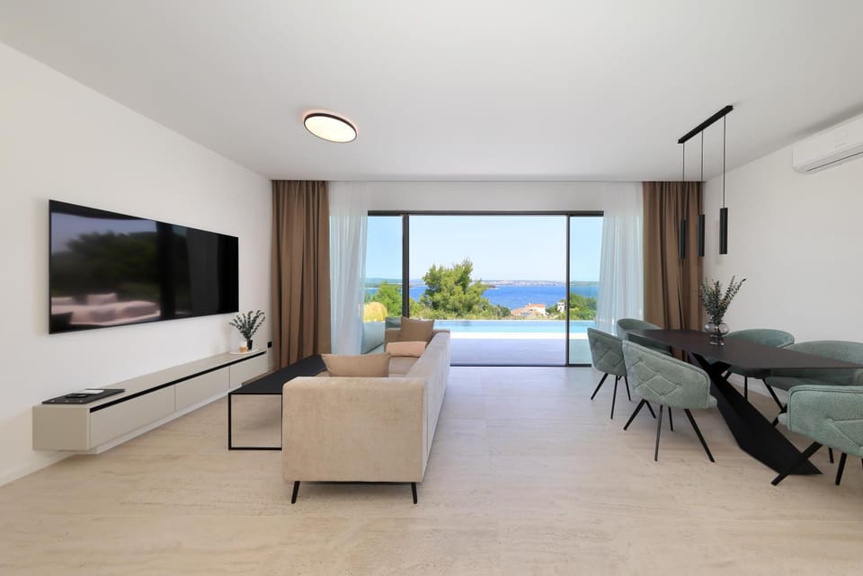 Cloud 9 D2 Villa in Šibenik-Knin County, Croatia