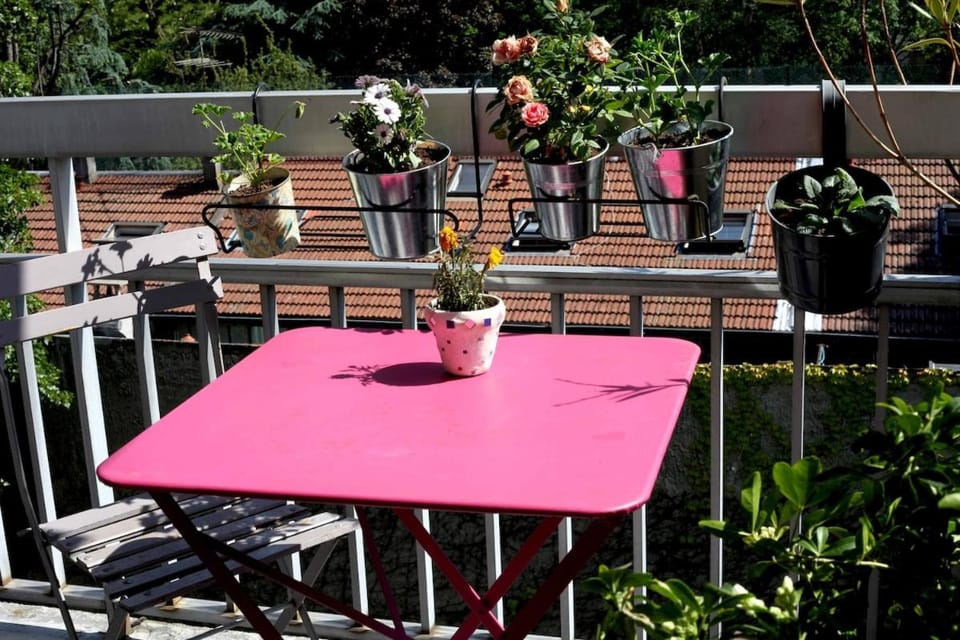 View (from property/room), Balcony/Terrace, Garden view