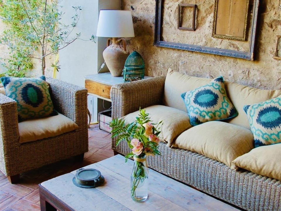 Seating area