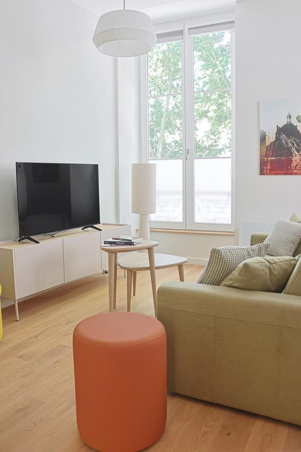 TV and multimedia, Living room, Seating area