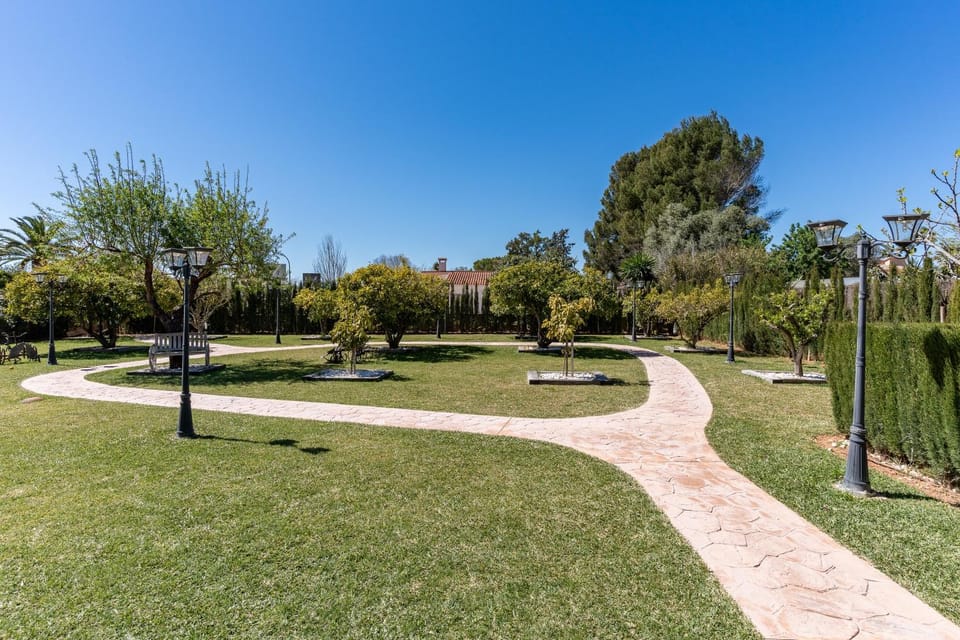 Garden, Garden view