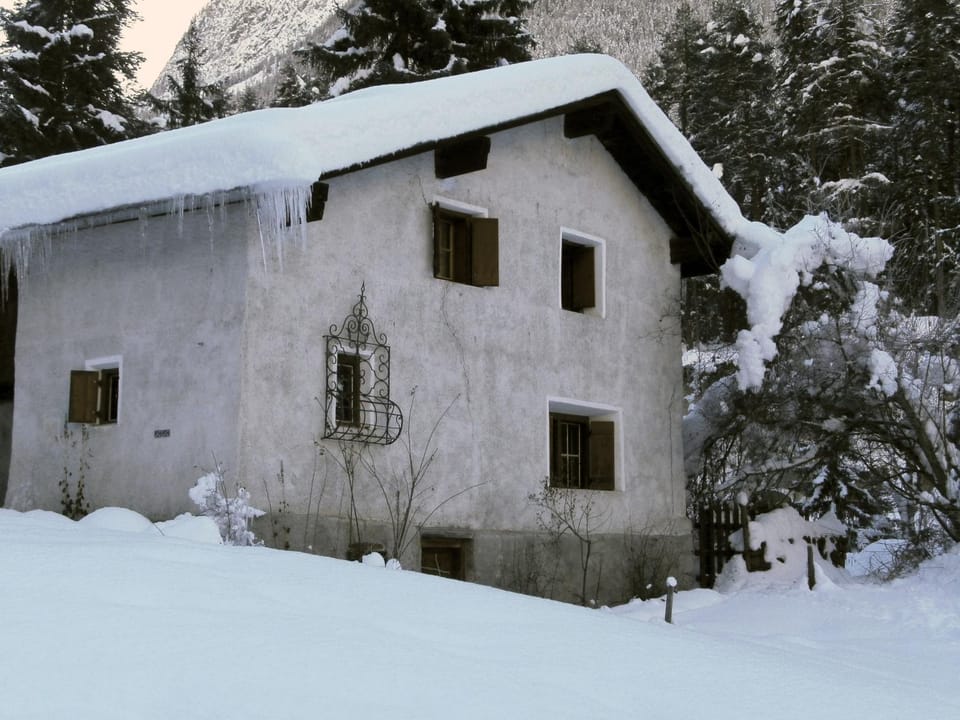 Property building, Winter