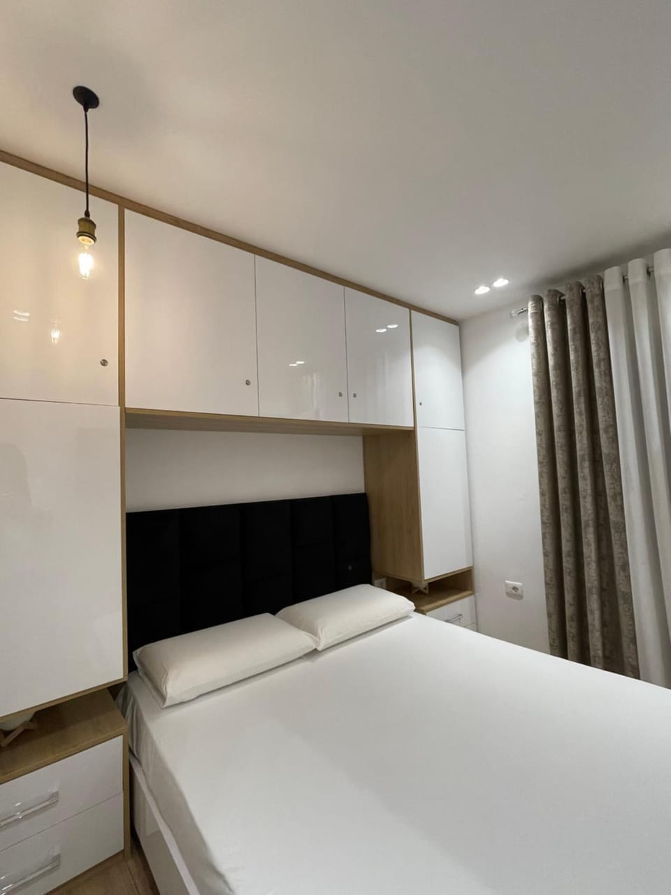Bed, TV and multimedia, Bedroom, wardrobe