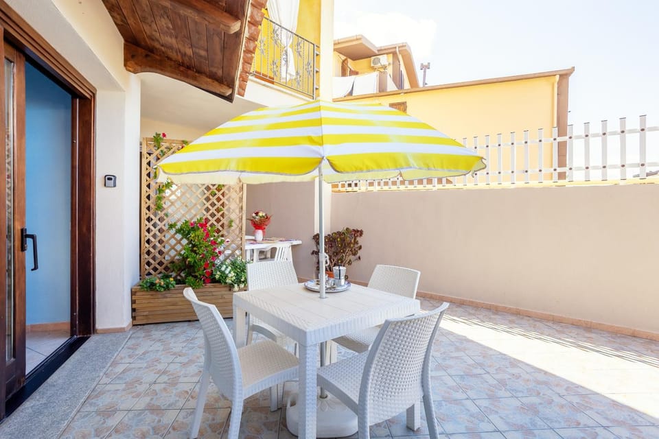 Property building, Balcony/Terrace