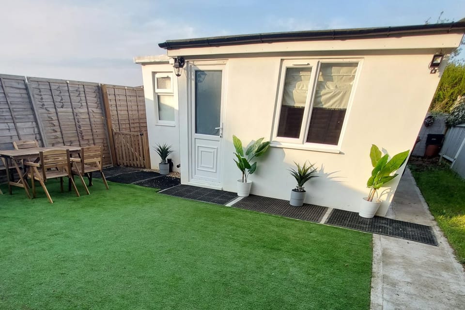 Property building, Garden