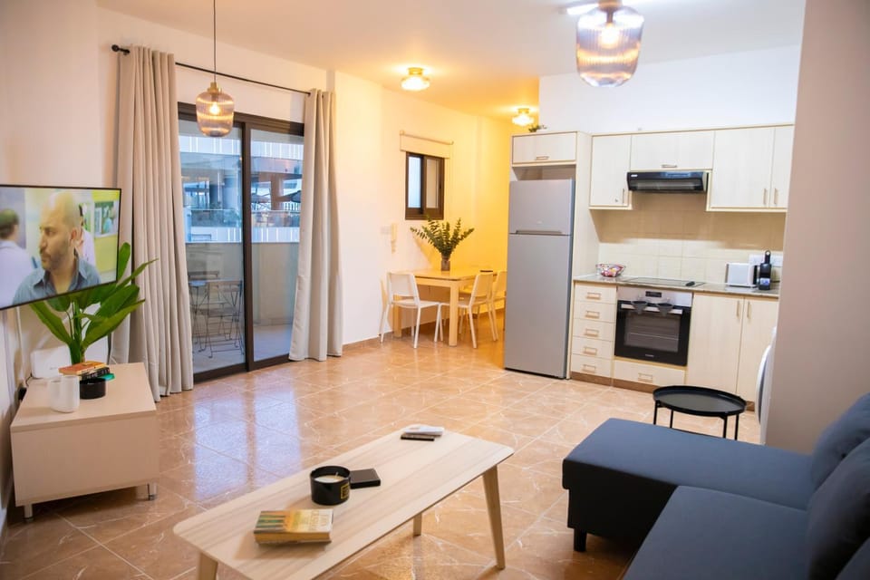 estéa - Hera's Retreat - 50m to the Mall Apartment in Paphos