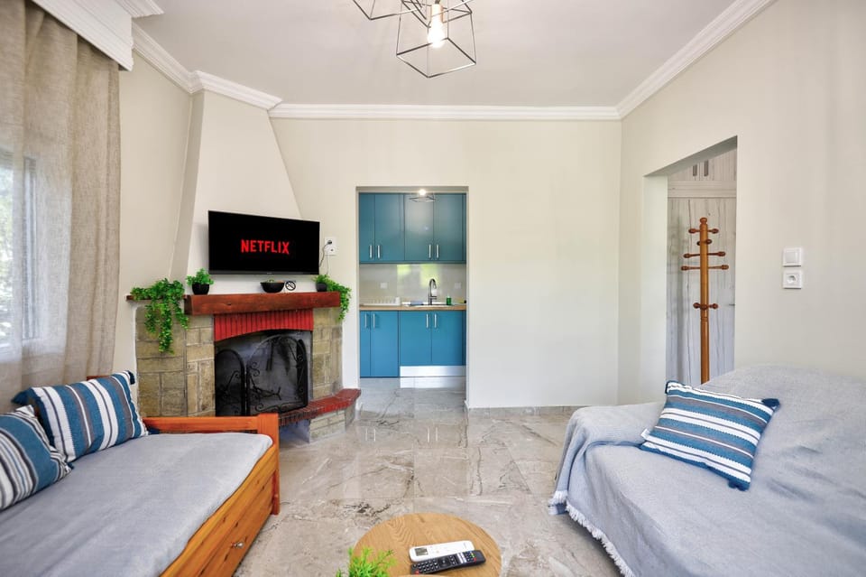 House 2BD Private Parking Next to Center House in Decentralized Administration of Macedonia and Thrace