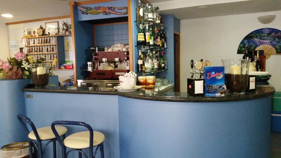 Lounge or bar