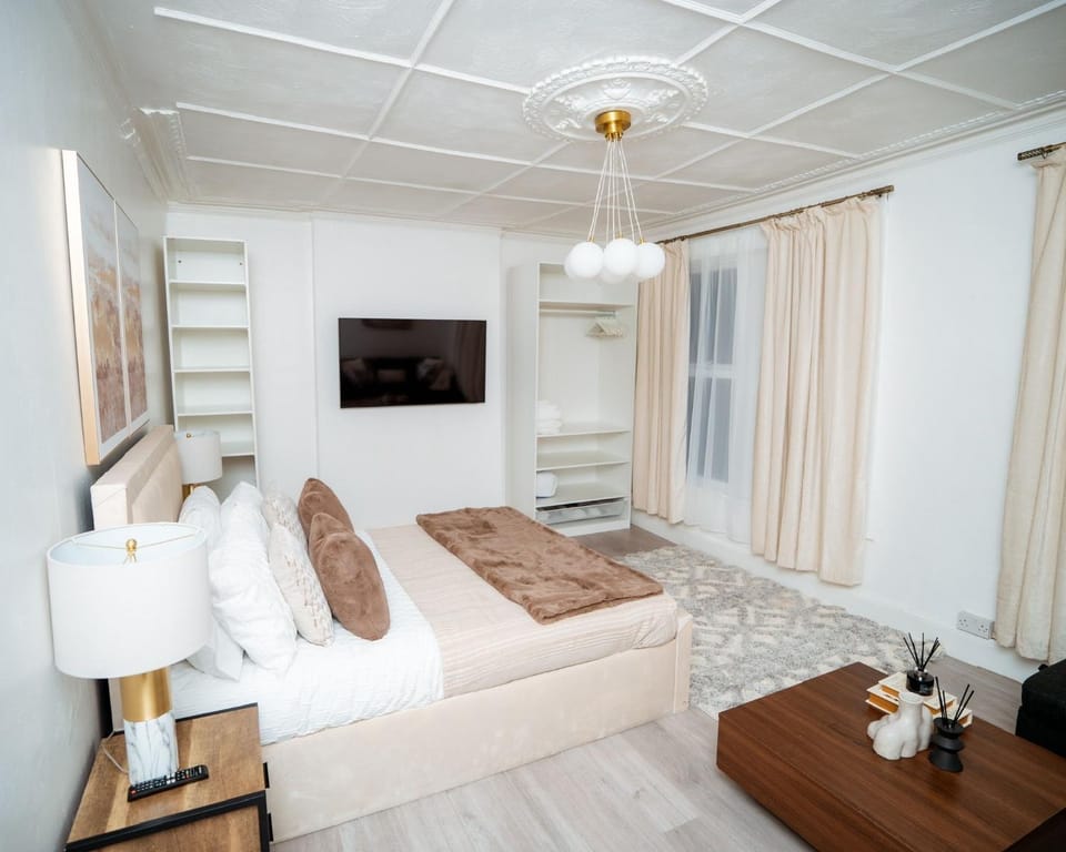 Luxe Stay at Tottenham Stadium Vacation rental in London
