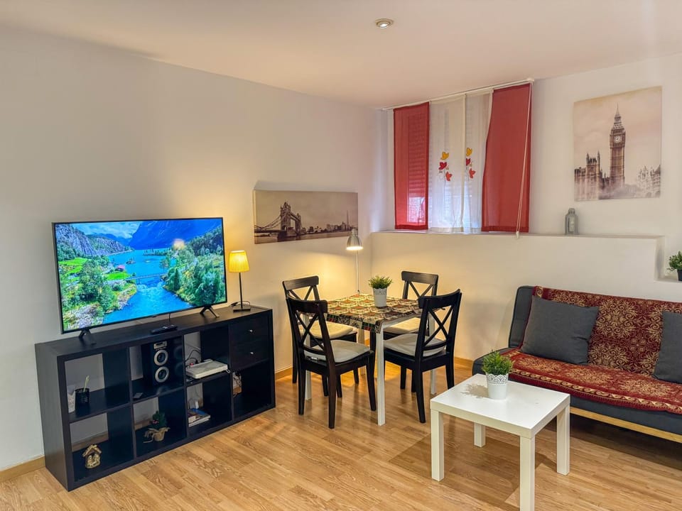 Canal del Pilar - Turistea Apartment in Zaragoza