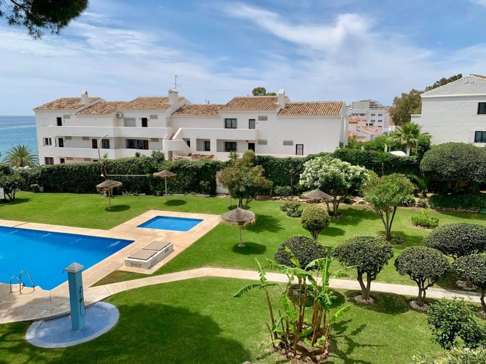 Beach getaway - 3 minutes to the beach Apartment in Benalmadena