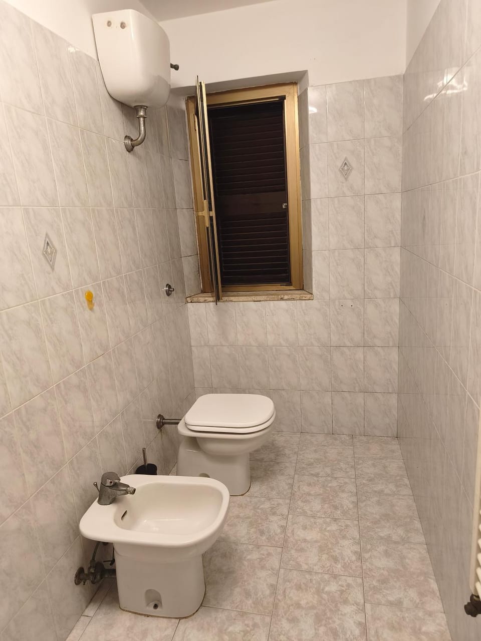 Stanza con Bagno Privato in appartamento condiviso Vacation rental in Rome