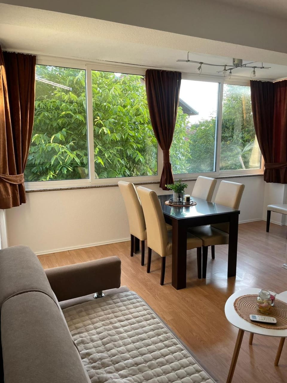 View (from property/room), Dining area