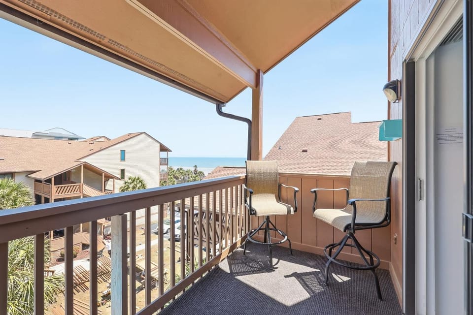 Anchorage by the Sea Ocean View Balconies and Pool House in Myrtle Beach