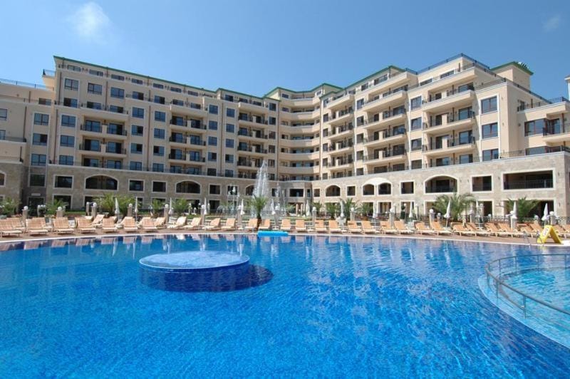 Property building, Swimming pool