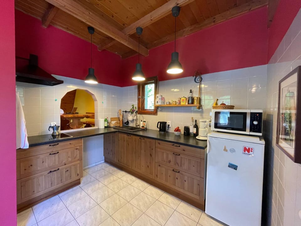 Kitchen or kitchenette, stove