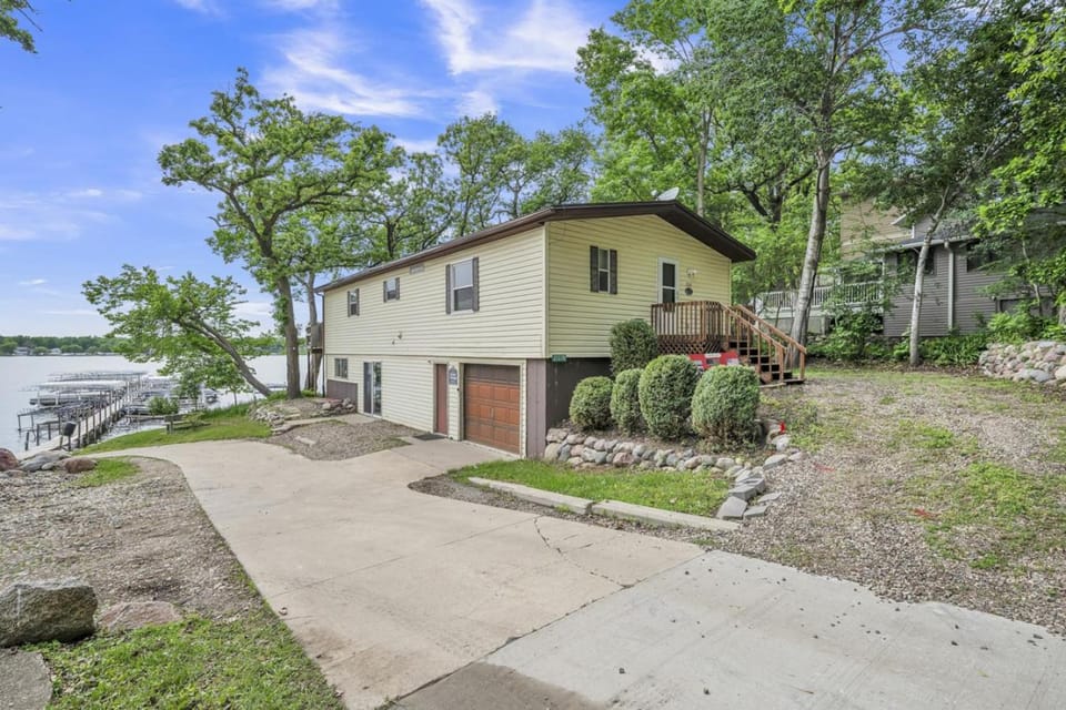 The Lakeside Shack on West Lake Okoboji House in Iowa