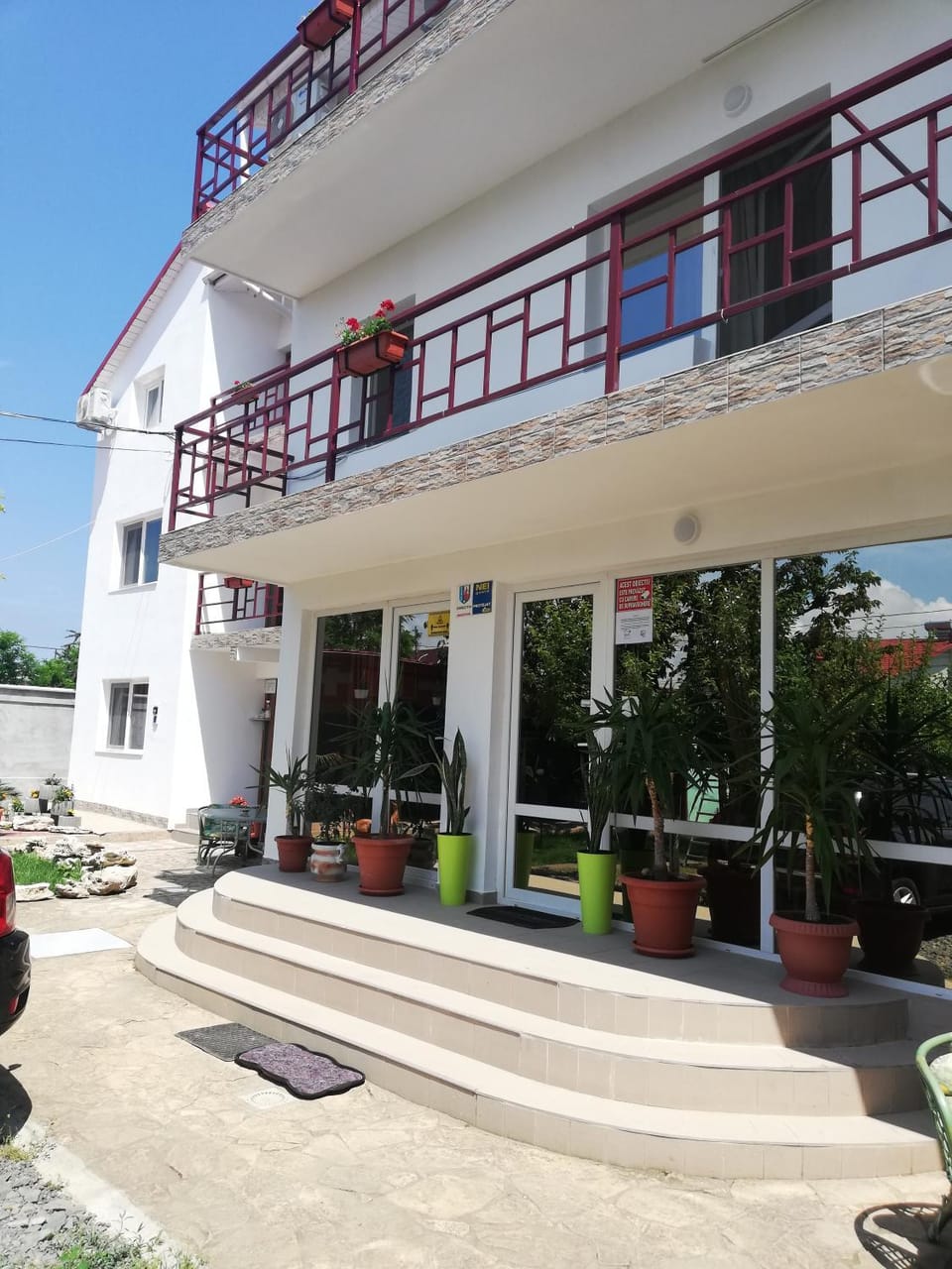 Property building, Facade/entrance