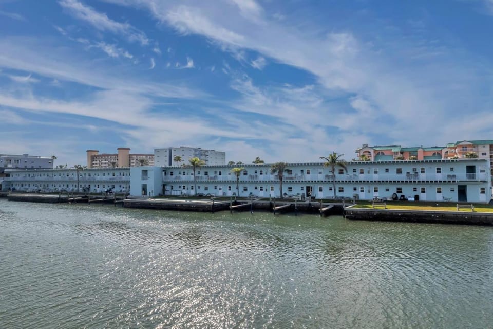 Belleview Gulf Condo 381 House in Redington Shores
