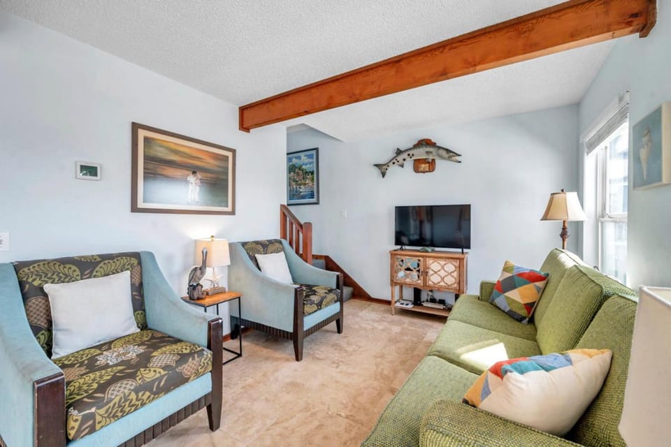 19802 Gulf Blvd Unit B House in Indian Shores