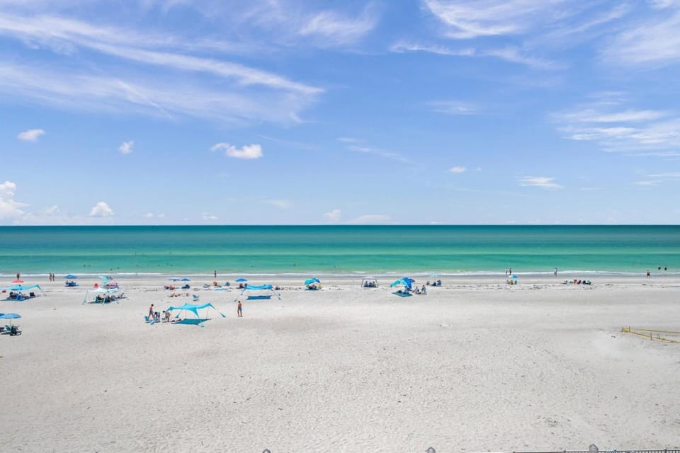 Sandcastle III Condo 404 House in Indian Shores