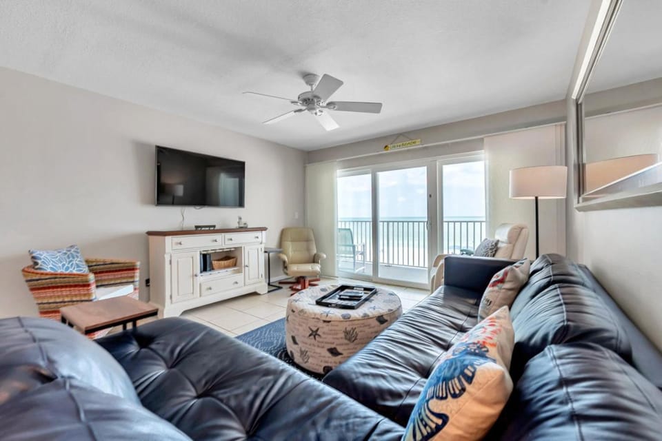 Sea Gate Condo 202 House in Indian Shores