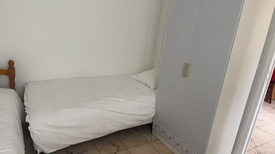 Bed, Bedroom, wardrobe