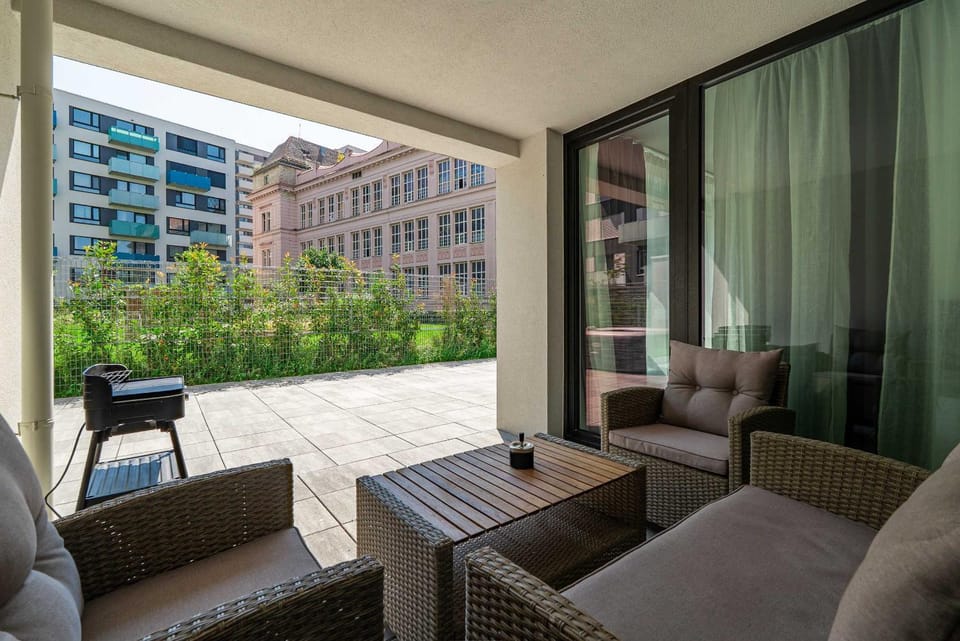 Patio, Day, View (from property/room), Balcony/Terrace, Seating area
