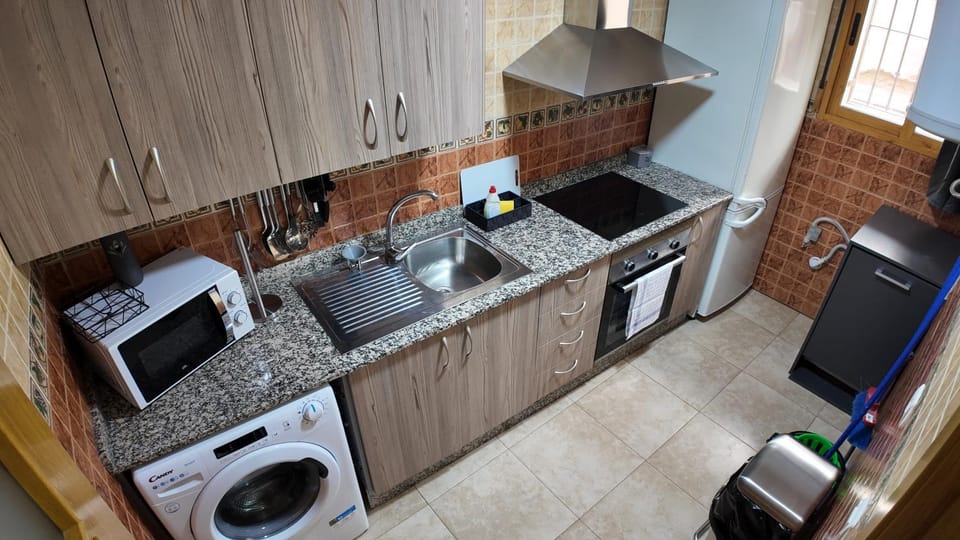 Kitchen or kitchenette, dishwasher, oven, pet friendly, stove, toaster