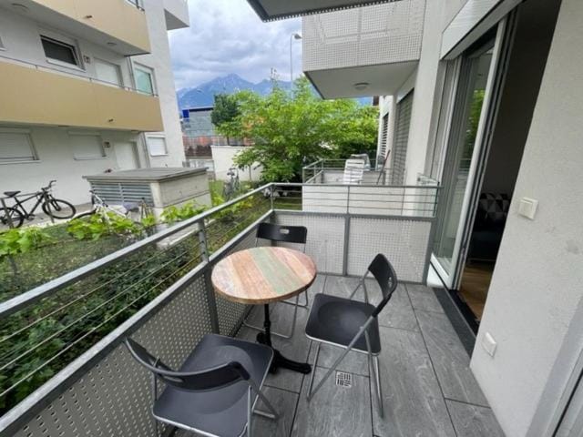View (from property/room), Balcony/Terrace, Mountain view