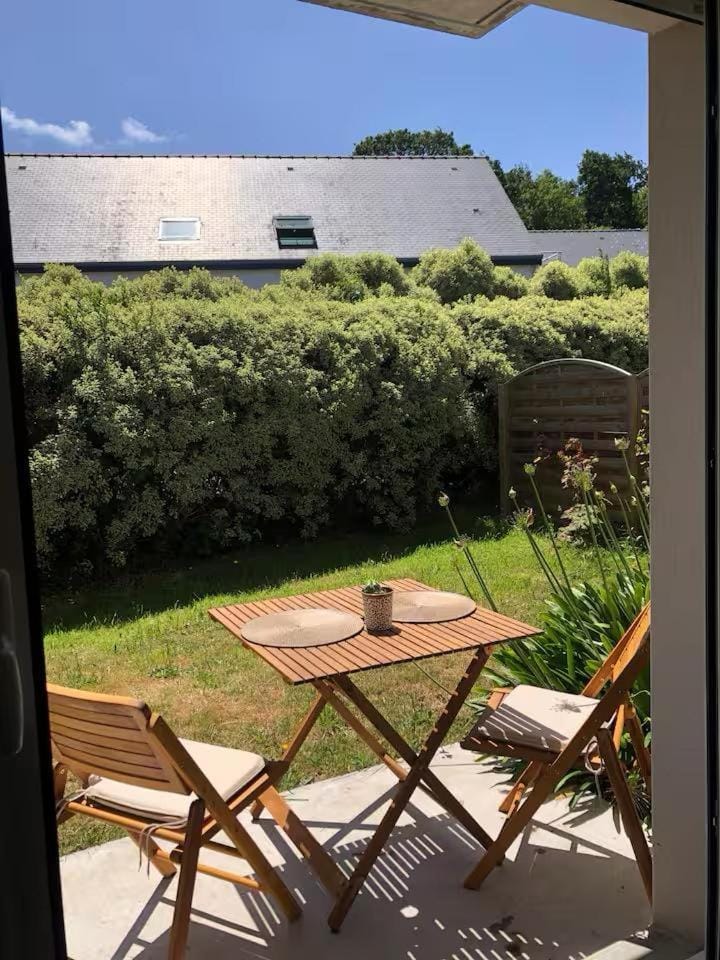 Appartement RDC Lumineux avec Jardin, à 5 min des plages Apartment in Brittany