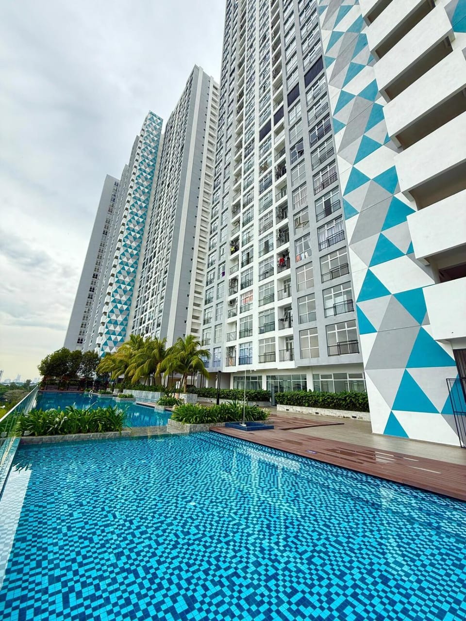 Couple Park Midas Seri Alam Netlfix By STAY Apartment in Johor