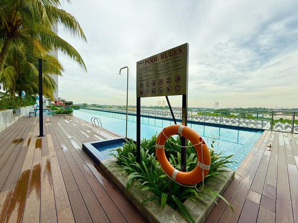 Couple Park Midas Seri Alam Netlfix By STAY Apartment in Johor