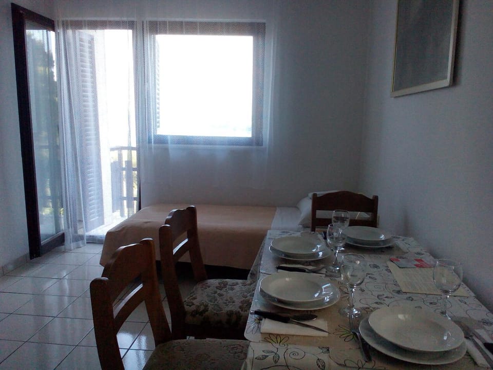 Villa Milas - Apartman 01 Apartment in Šibenik-Knin County, Croatia
