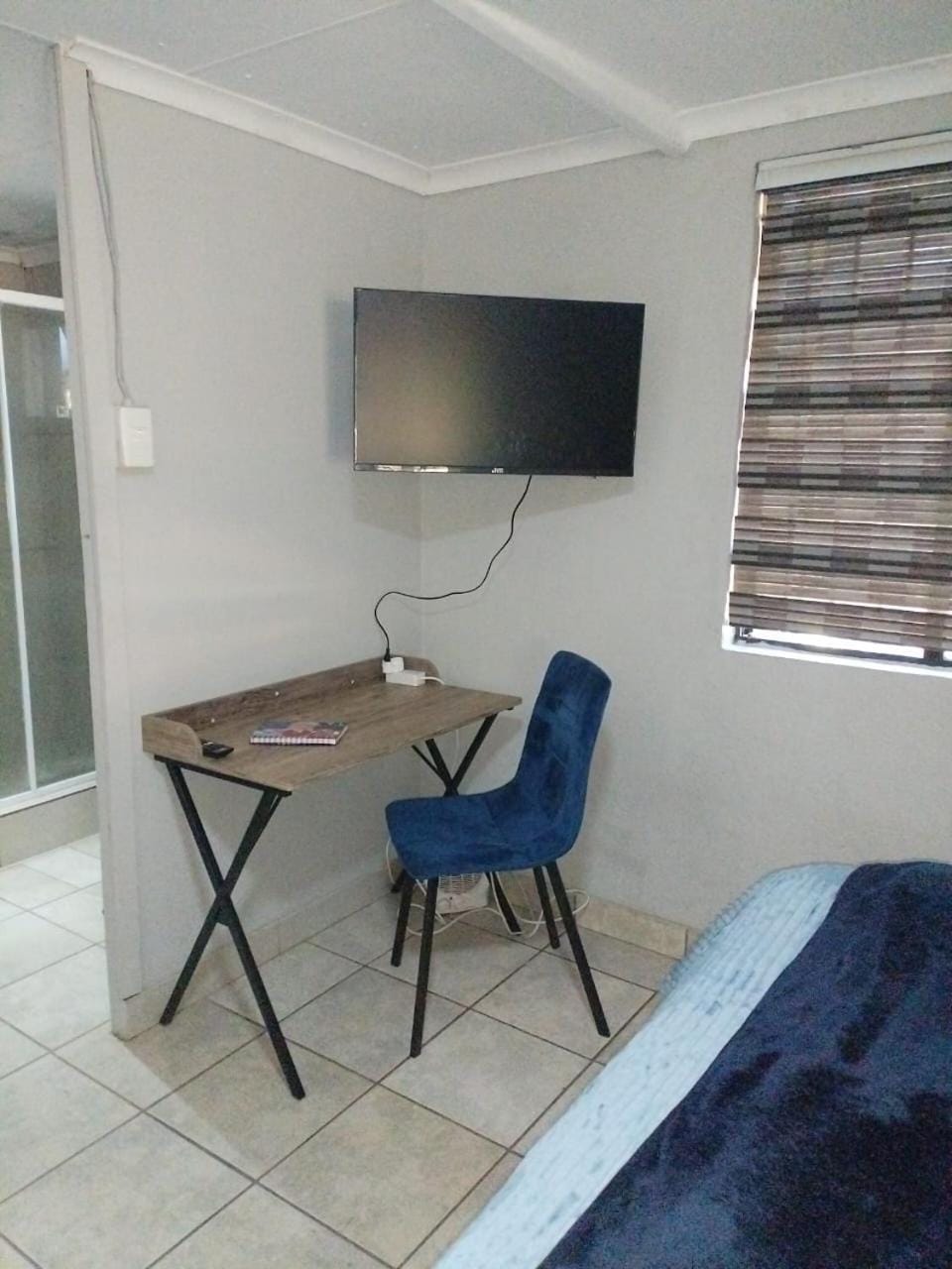 TV and multimedia, Seating area