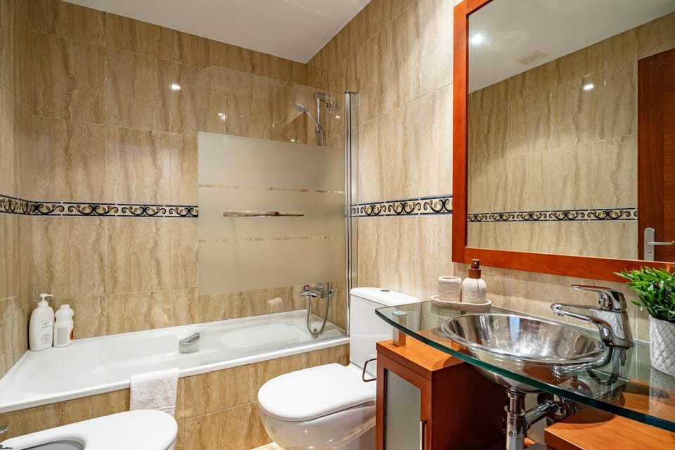 Bathroom, Living room