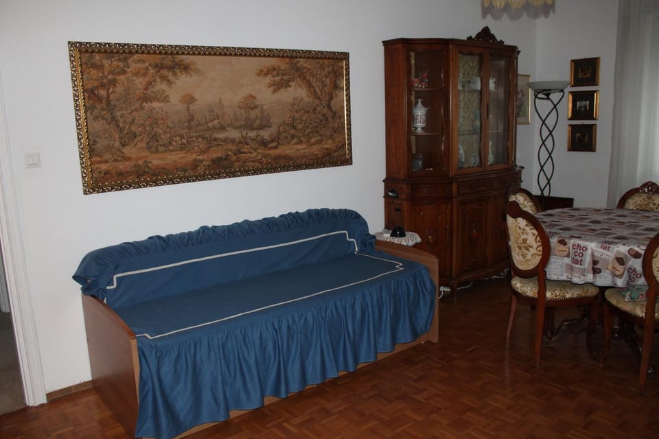 Coroneo33 - Spazioso per famiglie - NaonBnB Apartment in Trieste