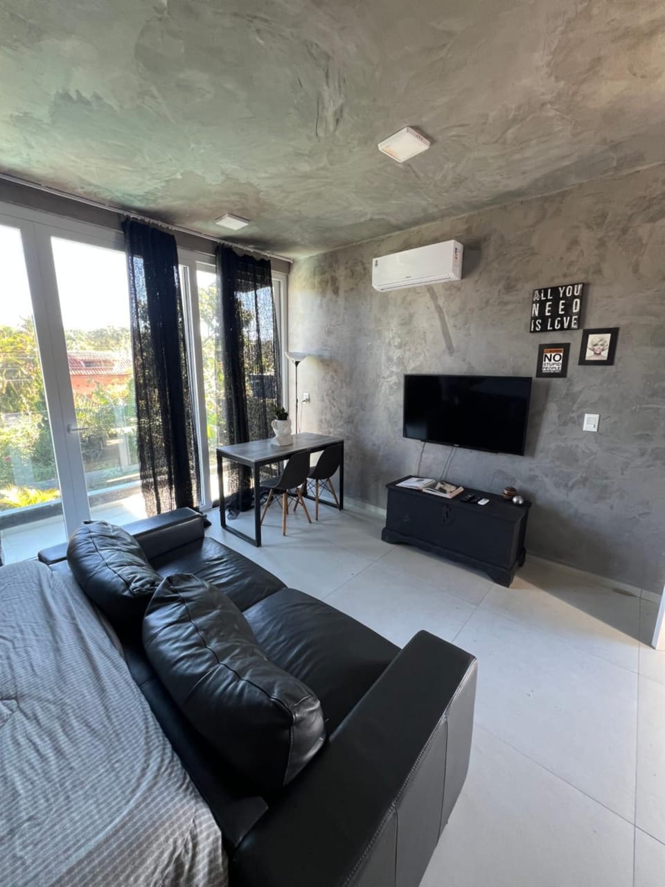 Studio 5-Star Apartment in Florianopolis