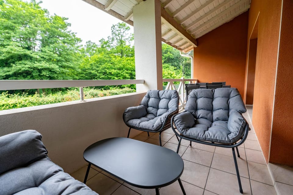 View (from property/room), Balcony/Terrace