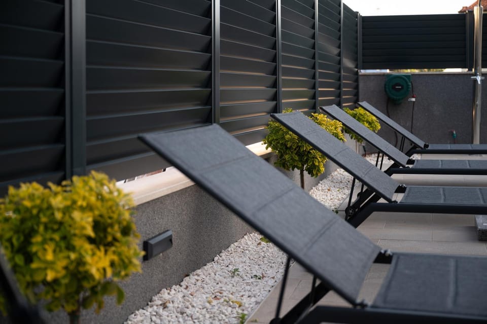 Villa Mari- Royale Villa in Podstrana